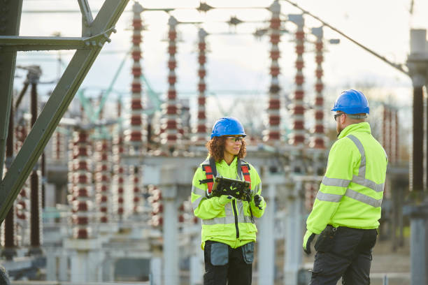 Best Electric Panel Repair  in Newberg, OR
